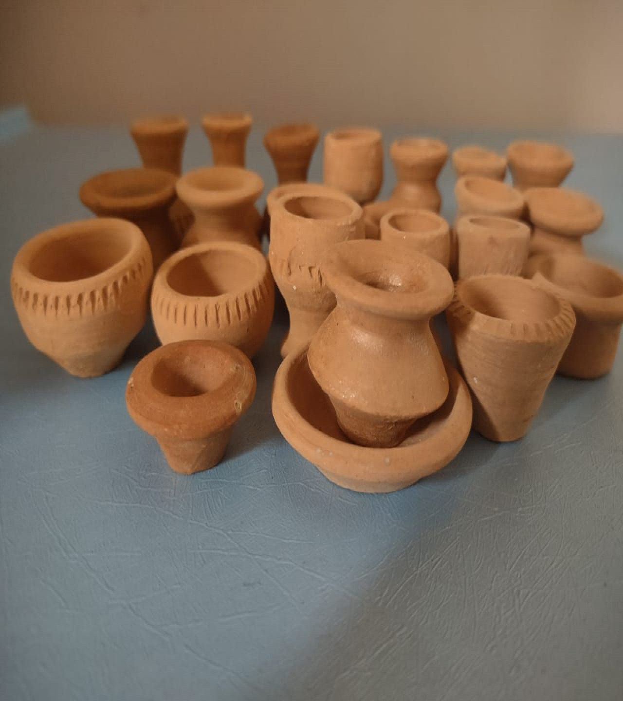 HOT DEALS NO1. 3 PcSmall Mini Clay Pots 3 pcs Terracotta Pot Clay Ceramic Pottery Planter,Cactus Flower Nursery Terra Cotta Pots, with Drainage Hole