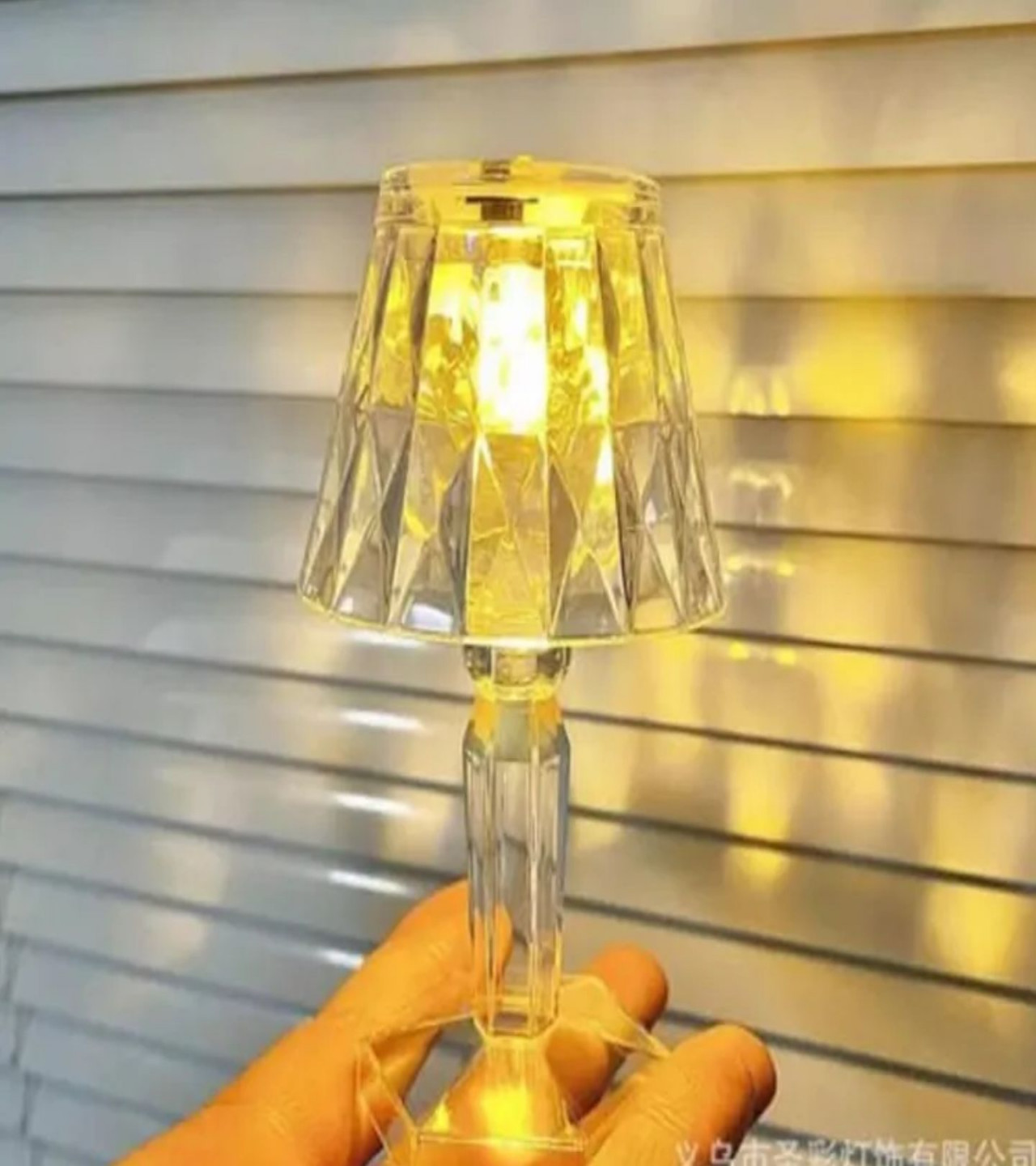 HOT DEALS NO1.LEDCrystal Small Table Lamp Mini Diamond Bedside Light Home Decor Battery Powered Romantic Atmosphere Acrylic Night Lights only 399